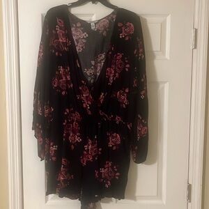 Arizona Jean Co. Floral Romper